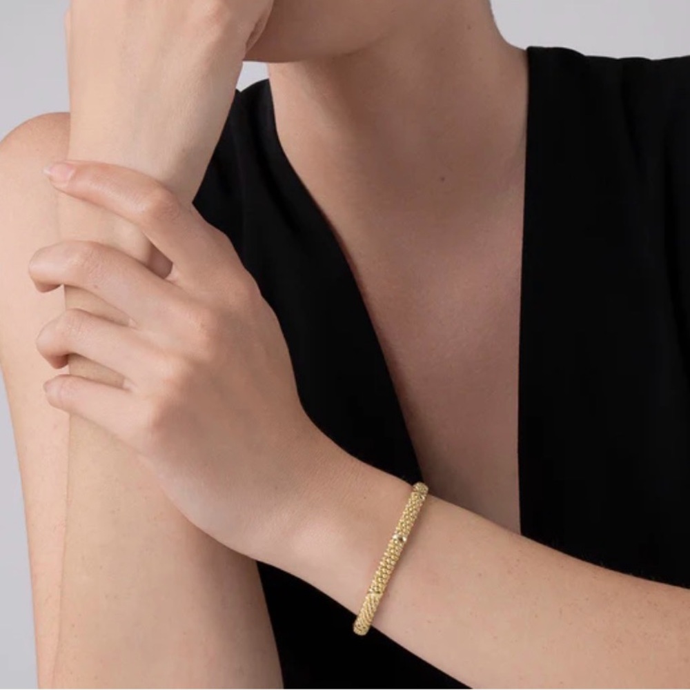Lagos 18K Gold Station Caviar Bracelet | 6mm | Size M - Picture 4 of 11